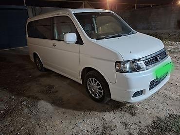 Honda Stepwgn: 2004 г., 2 л, Автомат, Бензин, Минивэн