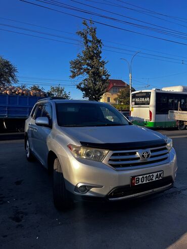 Toyota: Toyota Highlander: 2011 г., 3.5 л, Автомат, Газ, Внедорожник