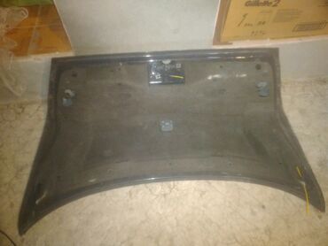 Avtomobil salonu üçün digər detallar: Mercedes-Benz E-seriyası (W210) — 3