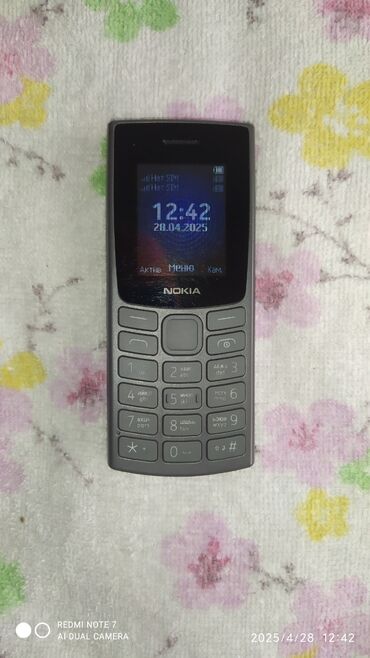 нокиа телефоны: Nokia 110 4G, Б/у, < 2 ГБ, цвет - Серый, 2 SIM