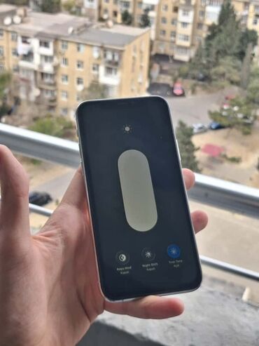 i̇phone 7 ekran: IPhone 11 Pro, 64 GB, Gümüşü, Face ID