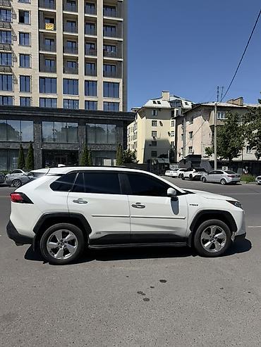 raf: Toyota RAV4: 2019 г., 2.5 л, Автомат, Гибрид, Кроссовер — 3