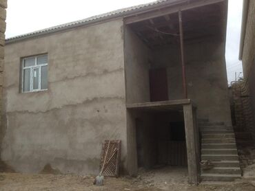 sabuncu evleri: Maştağa qəs. 4 otaqlı, 108 kv. m, Kredit yoxdur, Təmirsiz