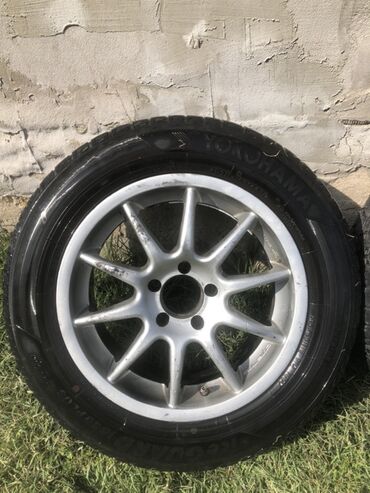 купить зимние шины на 14 бу: Дөңгөлөктөр монтажда R 15, Кыш, Комплект, Жеңил унаалар, Куйма, тешиктери - 4