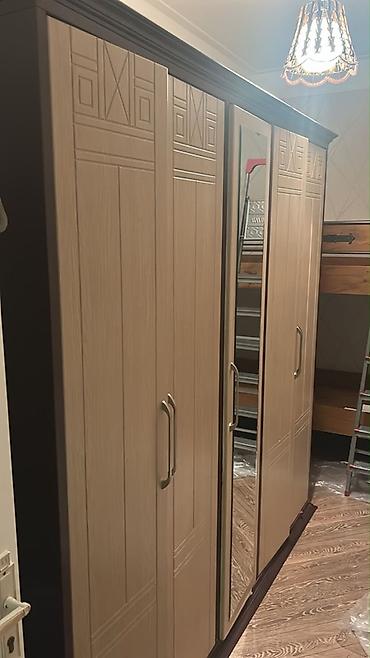 Mebel: Yataq otağı üçün genişhəcmli paltar şkafı. Şkaf çoxqapılı — 3