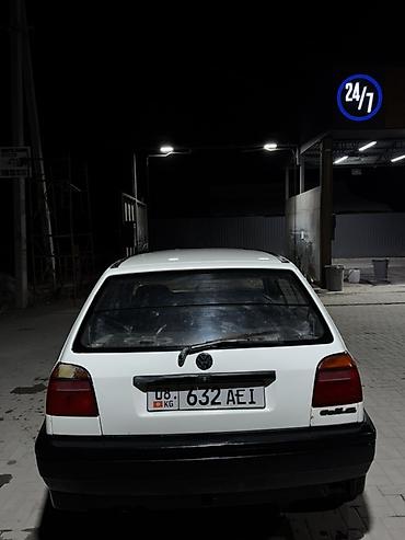 rd 1: Volkswagen Golf: 1993 г., Механика, Бензин, Хэтчбэк — 3