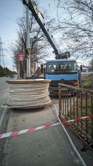 Манипуляторы: Манипулятор, Mercedes-Benz, 2000 г., 7 т — 9