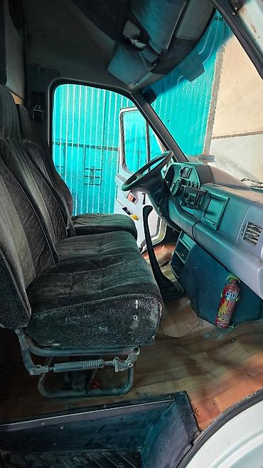 space runner: Mercedes-Benz Спринтер: 1995 г., 2.9 л, Фургон — 9