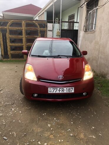 Toyota: Toyota Prius: 1.5 л | 2008 г. Хэтчбэк