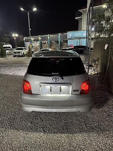 краун таета: Toyota Ist: 2002 г., 1.3 л, Автомат, Бензин, Хэтчбэк — 8