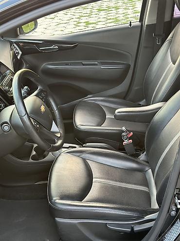 спотер: Chevrolet Spark: 2018 г., 1 л, Вариатор, Бензин, Хэтчбэк — 10