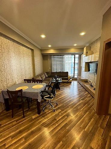 kirayə ev bakida: İcarəyə verilir 2 otaqlı yeni tikili 90 m², 28 May m. 2 000 AZN/ay 2 — 4