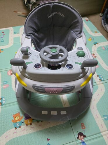 подставка для второго ребенка на коляску: Детские ходунки Babywalker в виде мини-автомобиля.можно сделать как