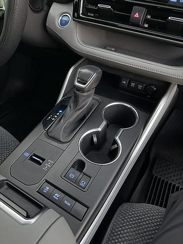 сиденья от мазды: Toyota Highlander: 2021 г., 2.5 л, Вариатор, Гибрид, Кроссовер — 10