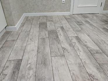 Укладка пола, Монтаж напольных плинтусов, Циклевка пола | Ковролин, Ламинат, Паркет Больше 6 лет опыта at lalafo.kg Укладка пола, Монтаж напольных плинтусов, Циклевка пола | Ковролин, Ламинат, Паркет Больше 6 лет опыта