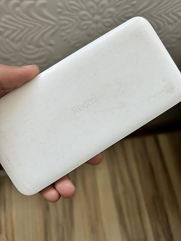nokia 215 4g: Redmi daşınan enerji bloku (power bank) 10000mAh - Rəng: ağ - Korpus — 1