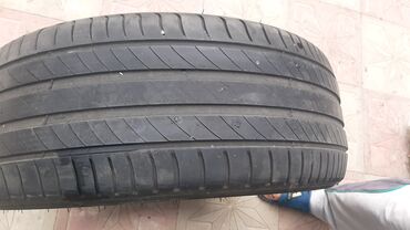 225 50 17 зимние шины: İşlənmiş Şin Michelin 225 / 45 / R 17