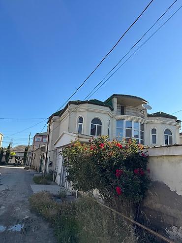 Bağ evlərinin satışı: Bakı, Binəqədi qəs., 308 kv. m, 6 otaqlı, Hovuzsuz, Kombi, Qaz, İşıq — 1