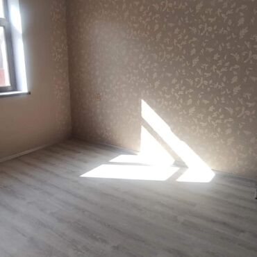 Malyar işləri: Aboy ustasi divar kağızları soyulub vurulması usta .2 nəfərik cəld ve — 8