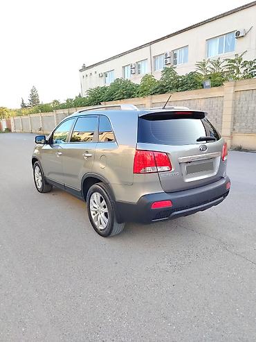 Продажа авто: Kia Sorento: 2 л | 2010 г. Внедорожник — 3