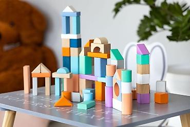 tom tailor farmerice: Drvene kocke 100 komada sa kanticom i sorterom – ECOTOYS Šifra — 5