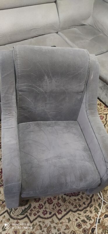 продаю кресло кровать: Классическое кресло, Для зала, Б/у