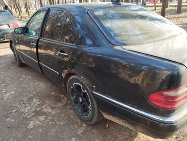 Mercedes-Benz: Mercedes-Benz : 1998 г., 2 л, Автомат, Бензин, Седан