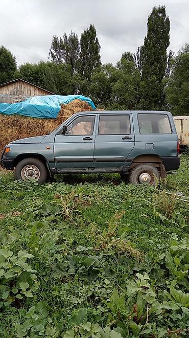 унаа тетиктери: УАЗ Simbir: 2002 г., 2.4 л, Кол менен иштөөчү, Бензин, Жол тандабас — 2