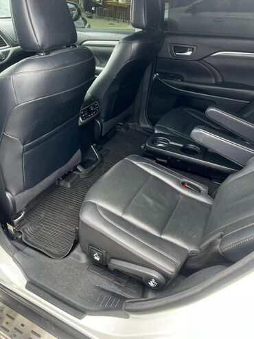 машины 2010 года и выше: Toyota Highlander: 2018 г., 3.5 л, Автомат, Гибрид, Жол тандабас
