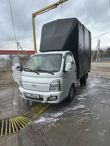 hyundai porter 2023: Hyundai Porter грузовой, 2021 год тентованный фургон повышенной — 3