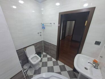 Uzunmüddətli kirayə mənzillər: Xətai Rayonu Həzi Aslanov Metrosunun Cıxışı 2 otaq. Mərtəbə - 14/8 — 19