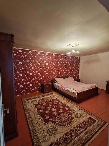 Həyət evləri və villalar: 6 otaqlı, 160 kv. m, Orta təmir — 6