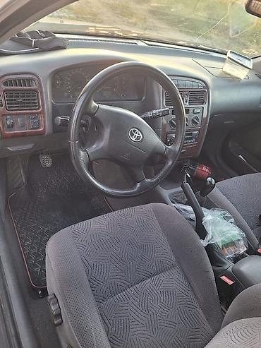 moning: Toyota Avensis: 2000 г., 1.6 л, Механика, Бензин, Универсал — 5