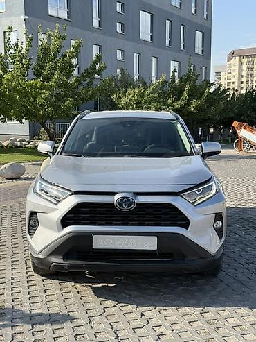 тайота: Toyota RAV4: 2021 г., 2.5 л, Автомат, Бензин, Кроссовер — 1