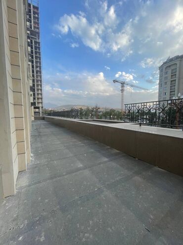 иссык куль недвижимость: 2 бөлмө, 103 кв. м, Элитка, 3 кабат, ПСО (өзү оңдоп түзөтүп бүтүү үчүн)