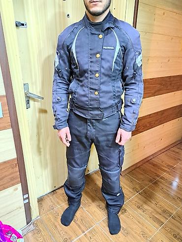 üst geyimleri: Kasqa ve moto geyim satılır. qiymeti 135azn destdi içinin astarı çıxır — 1