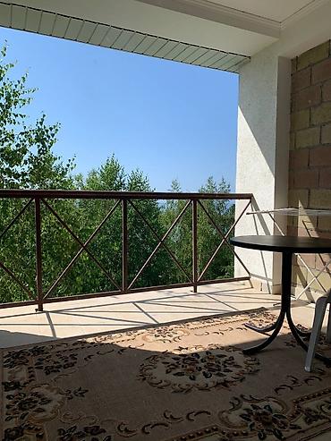 Аренда квартир на Иссык-Куле: Аренда квартиры на Иссык-Куле, Бостери, 4 места, Цена Целиком за жилье — 14