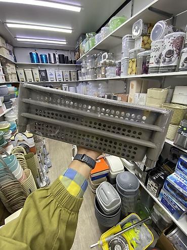 органайзер для кухни: Многофункциональная полка‑органайзер с перфорацией - Компактная — 1