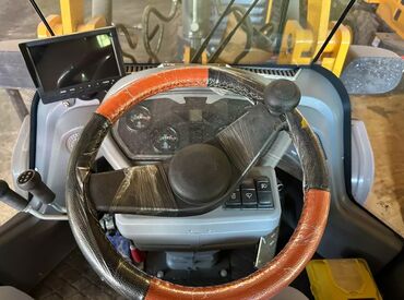 Погрузчики: Погрузчик, 2024 г., Ковшовый — 8