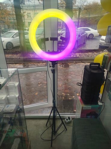 кольцевая лампа для наращивания ресниц: Кольцевая LED-лампа на штативе для фото/видео - Диаметр кольца: около