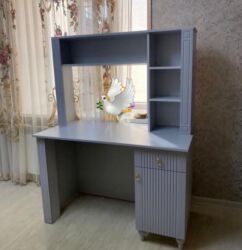 Qida məhsulları: Oğlan və qız üçün, Siyirməli, Yazı masası, Stulsuz