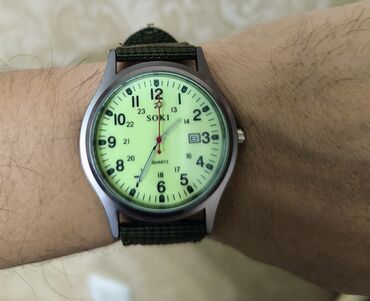 Классические часы: Продаю наручные часы 4 шт. Каждая по 1000 сом. 1) Классические: - — 6