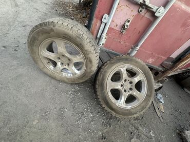 шины бишкек дордой цены: Дөңгөлөктөр монтажда 275 / R 16, Кыш, Колдонулган, Комплект, Жеңил унаалар, Темир, тешиктери - 4