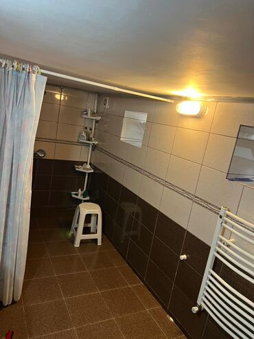 Həyət evləri və villaların satışı: 8 otaq, 400 kv. m, Orta təmir — 7