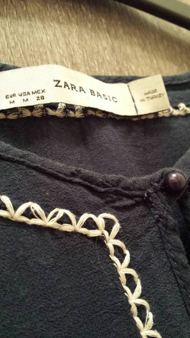 Košulje i bluze: ZARA teget bluza sireg kroja. Velicina M. na lalafo.rs - slika 3 ZARA teget bluza sireg kroja. Velicina M. - Beograd - slika 3