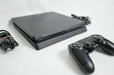 PS4 (Sony Playstation 4): U ponudi Sony Playstation 4. Konzola je SLIM model, odlično očuvana — 19