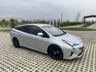 Toyota: Toyota Prius: 2016 г., 1.8 л, Вариатор, Гибрид, Хэтчбэк