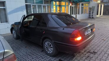 продаю или меняю на недвижимость: Mercedes-Benz C-Class: 1996 г., 1.8 л, Механика, Бензин, Седан