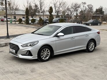 минивэн хундай: Hyundai Sonata: 2018 г., 2 л, Автомат, Газ, Седан