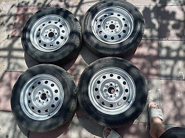 Шины и диски: 185/65/14 tekerler 1000 km getmiyib. Tezedi. Disqinin krasqası — 1